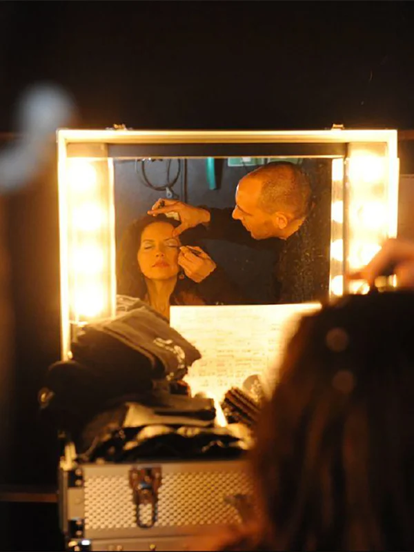 Augenbrauen und Wimpern Behandlung bei Max Höhn Friseure